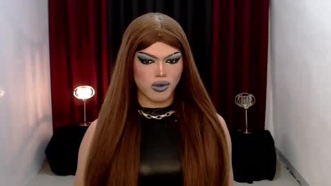 Snapshot of shanex01 chatting on January 2025 09:39:02 AM Shane X online show from January 2025 09:39:02 AM