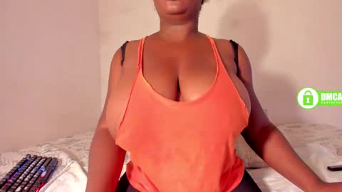 Snapshot of shannick03 chatting on February 2025 07:08:02 PM shack03 online show from February 2025 07:08:02 PM