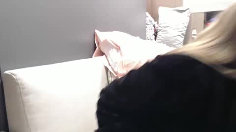 Shannon07 online show from December 2024 01:22:01 AM