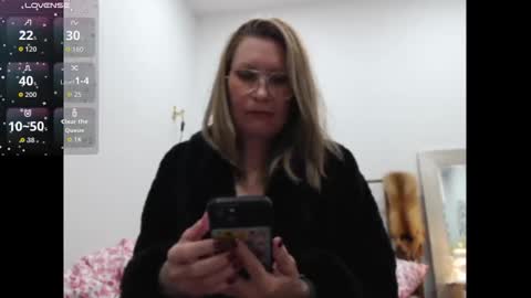 Snapshot of shannon07 chatting on March 2026 03:10:01 AM Shannon07 online show from March 2026 03:10:01 AM