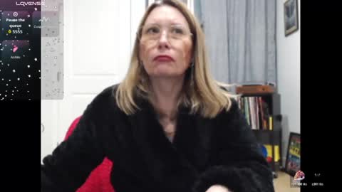 Snapshot of shannon07 chatting on April 2026 02:50:01 AM Shannon07 online show from April 2026 02:50:01 AM