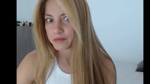 Snapshot of shannon_stonnee33 chatting on March 2026 08:19:02 PM you shannon online show from March 2026 08:19:02 PM