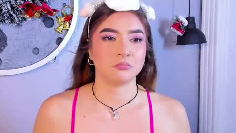 Shanntal  online show from December 2025 08:05:02 PM