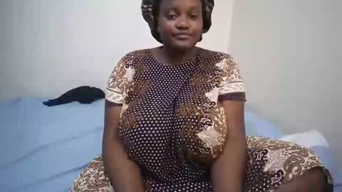 shanny_123 online show from March 2026 07:47:01 AM