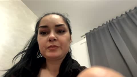 shannyalopez online show from February 2026 09:57:02 PM