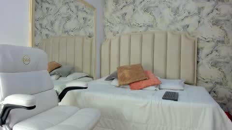 Shantal online show from January 2026 10:42:02 AM