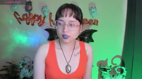 Cat-FOLLOWME and we talk IGshantal cerezo online show from October 2025 08:11:02 PM