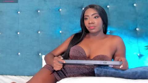 Snapshot of shantallmiller chatting on April 2026 08:56:01 PM Shantall Miller online show from April 2026 08:56:01 PM