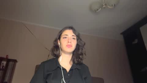 Shantel online show from November 2025 07:35:01 PM