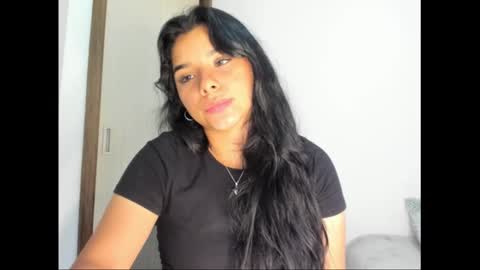 Snapshot of shara_jones chatting on February 2025 09:15:01 AM Sara online show from February 2025 09:15:01 AM