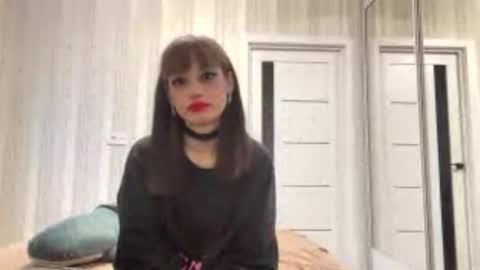Snapshot of shareecacciatore chatting on May 2026 02:21:02 PM Kira online show from May 2026 02:21:02 PM