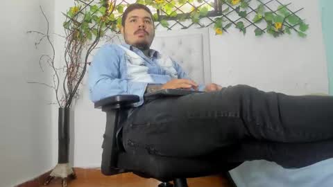 jhon deibyd online show from December 2025 03:39:02 PM