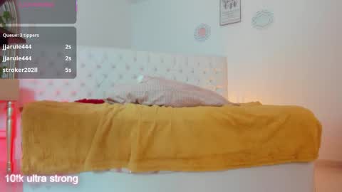 Snapshot of sharlot_evans_ chatting on December 2025 05:20:01 PM Sharlot online show from December 2025 05:20:01 PM