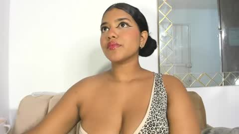 Snapshot of sharlot_evans_ chatting on April 2026 01:44:02 AM Sharlot online show from April 2026 01:44:02 AM