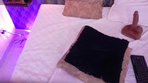 Sharom  online show from January 2025 07:53:02 PM