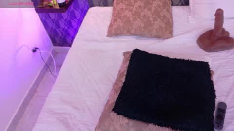 Sharom  online show from February 2025 09:20:02 PM