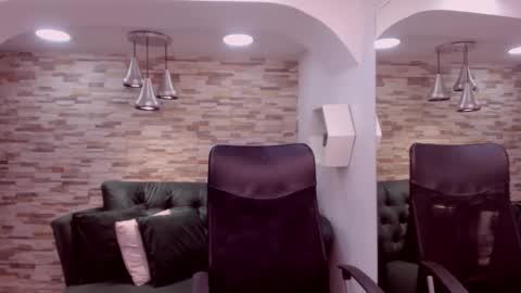 sharon online show from November 2025 09:05:02 PM