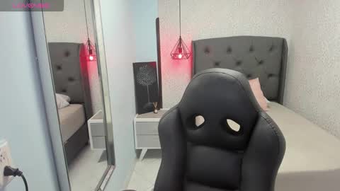 M A G N O  online show from October 2025 12:20:01 PM