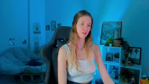 Snapshot of sharonevansi chatting on February 2025 02:46:01 PM Sharon online show from February 2025 02:46:01 PM