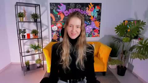 Snapshot of sharonevansi chatting on February 2025 03:48:02 PM Sharon online show from February 2025 03:48:02 PM