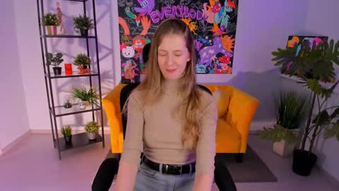 Snapshot of sharonevansi chatting on February 2025 02:59:02 PM Sharon online show from February 2025 02:59:02 PM