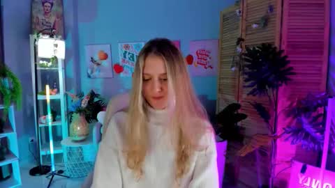 Snapshot of sharonevansi chatting on March 2026 07:18:02 PM Sharon online show from March 2026 07:18:02 PM