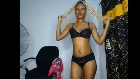Snapshot of sharonlove8 chatting on June 2026 04:55:01 AM sharon online show from June 2026 04:55:01 AM