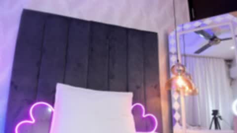 Snapshot of sharonn___ chatting on February 2025 06:32:01 AM Sharon online show from February 2025 06:32:01 AM