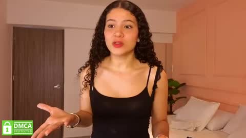 Snapshot of sharonn___ chatting on November 2025 04:11:02 AM Sharon online show from November 2025 04:11:02 AM