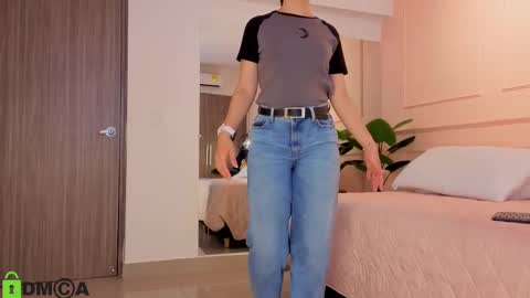 Snapshot of sharonn___ chatting on November 2025 03:49:02 AM Sharon online show from November 2025 03:49:02 AM