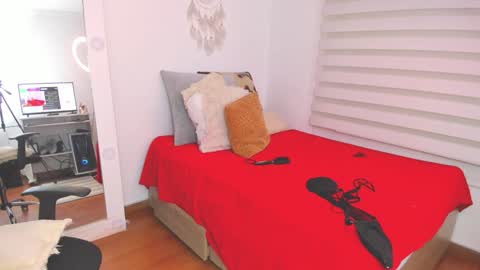 Sharon online show from January 2025 04:36:01 PM