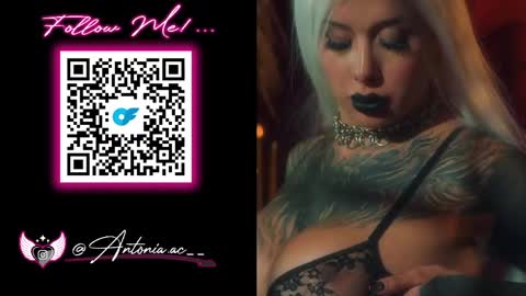 Snapshot of sharpay_evans chatting on April 2026 03:41:02 PM Antonia online show from April 2026 03:41:02 PM