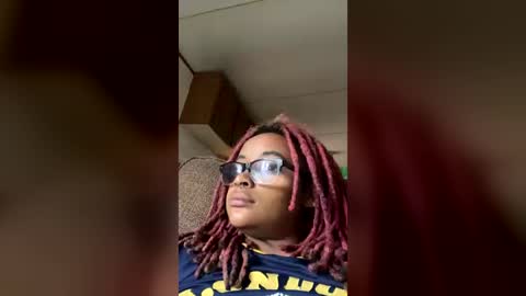 sharppinkrazor online show from July 2026 09:06:01 PM