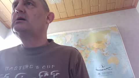 Snapshot of sharpshoder chatting on May 2026 11:16:02 AM Peter online show from May 2026 11:16:02 AM
