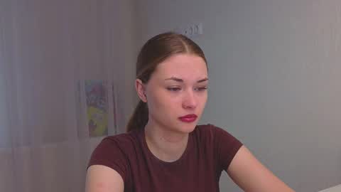 Miroslava online show from October 2025 04:15:01 AM