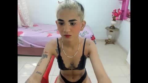 Snapshot of shary_lan chatting on April 2026 02:22:01 PM shary_lan online show from April 2026 02:22:01 PM