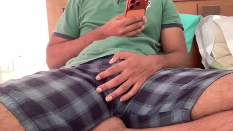 Snapshot of shash2014 chatting on March 2026 09:45:02 AM Shashii online show from March 2026 09:45:02 AM