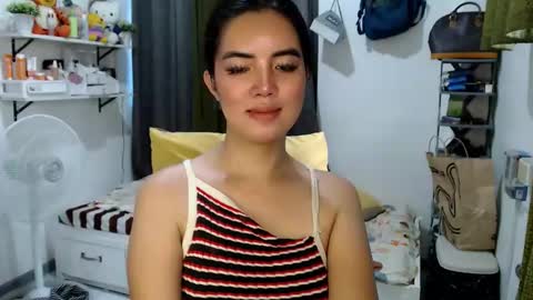 Snapshot of shasha_carreon chatting on January 2026 03:43:01 AM shasha online show from January 2026 03:43:01 AM