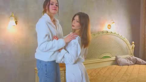 Snapshot of shaunaheiple chatting on November 2025 04:13:02 AM Alexandra online show from November 2025 04:13:02 AM