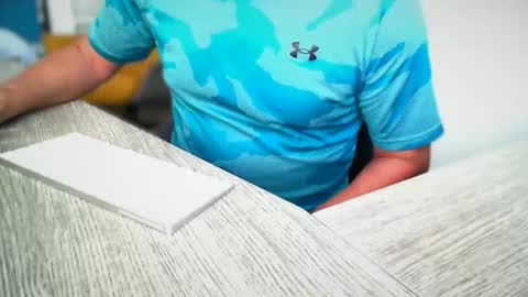 shaved4good online show from December 2025 04:05:01 PM