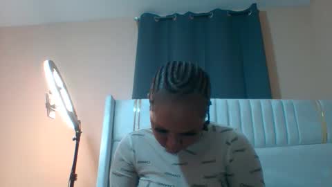 Shay diva online show from September 2025 01:16:01 PM