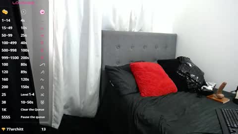 Snapshot of shayla_10 chatting on October 2025 11:10:02 AM shayla_10 online show from October 2025 11:10:02 AM