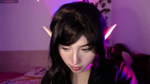 Shayla 3 online show from November 2025 09:15:01 PM