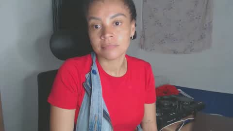 Snapshot of shayna_cute chatting on March 2026 03:23:01 AM Shayna online show from March 2026 03:23:01 AM