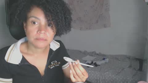 Snapshot of shayna_cute chatting on April 2026 12:11:02 AM Shayna online show from April 2026 12:11:02 AM