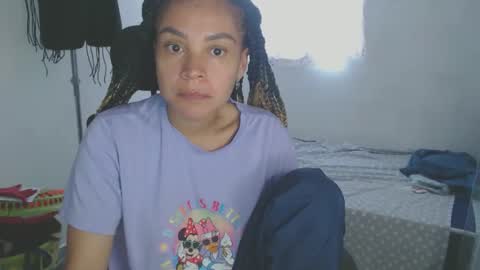 Snapshot of shayna_cute chatting on April 2026 08:07:01 PM Shayna online show from April 2026 08:07:01 PM