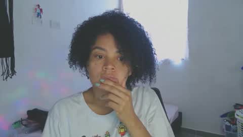 Snapshot of shayna_cute chatting on May 2026 08:10:02 PM Shayna online show from May 2026 08:10:02 PM