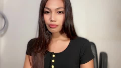 Snapshot of shealana69 chatting on April 2026 02:04:02 PM MY IG Shealana69 online show from April 2026 02:04:02 PM