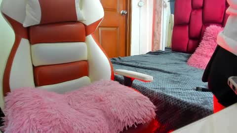 Snapshot of sheilly_brown chatting on October 2025 07:14:01 PM sheilly_brown online show from October 2025 07:14:01 PM