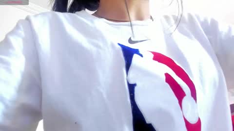 Snapshot of sheilly_brown chatting on December 2025 07:22:01 PM sheilly_brown online show from December 2025 07:22:01 PM